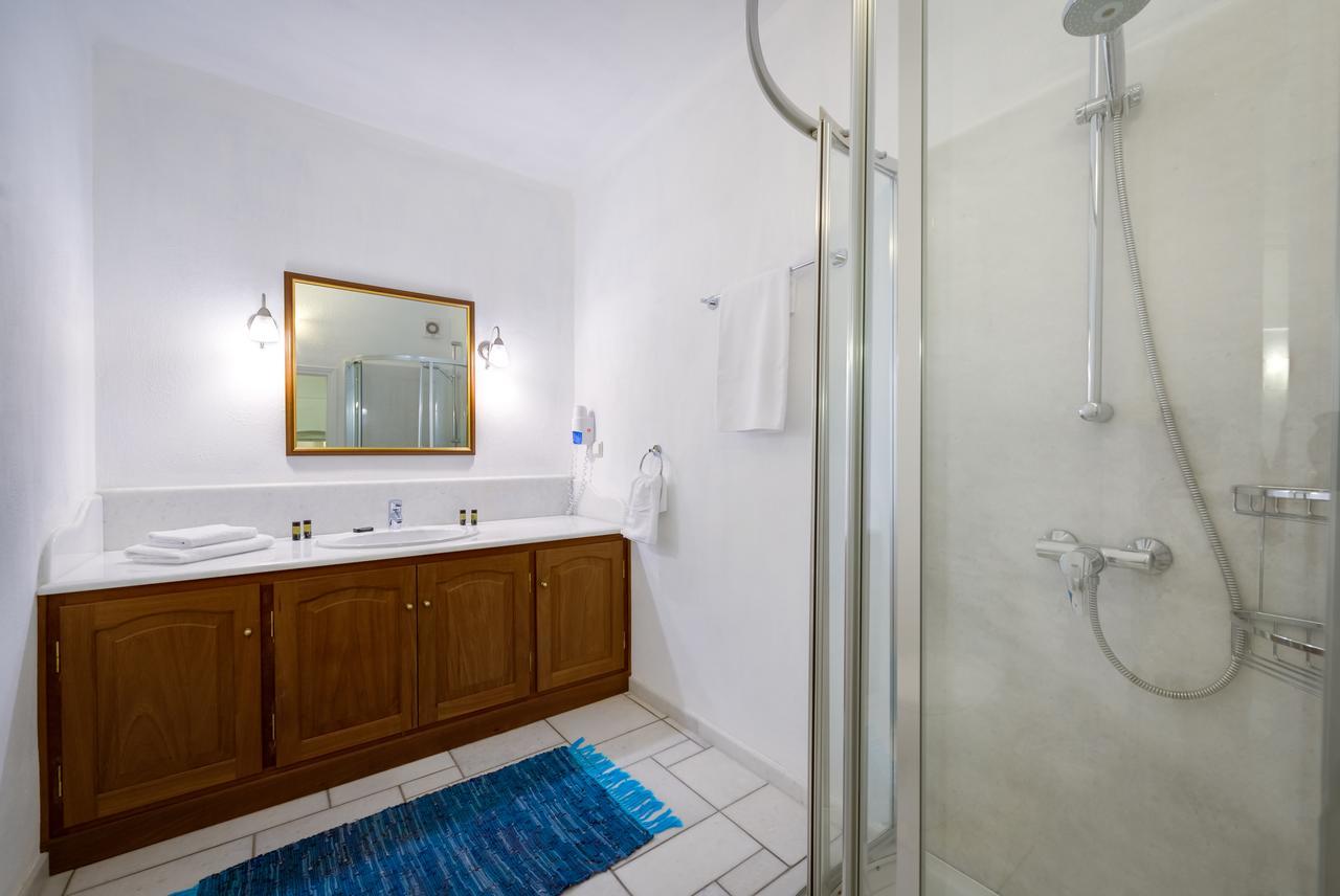 Chelidonia Traditional Hotel Oia